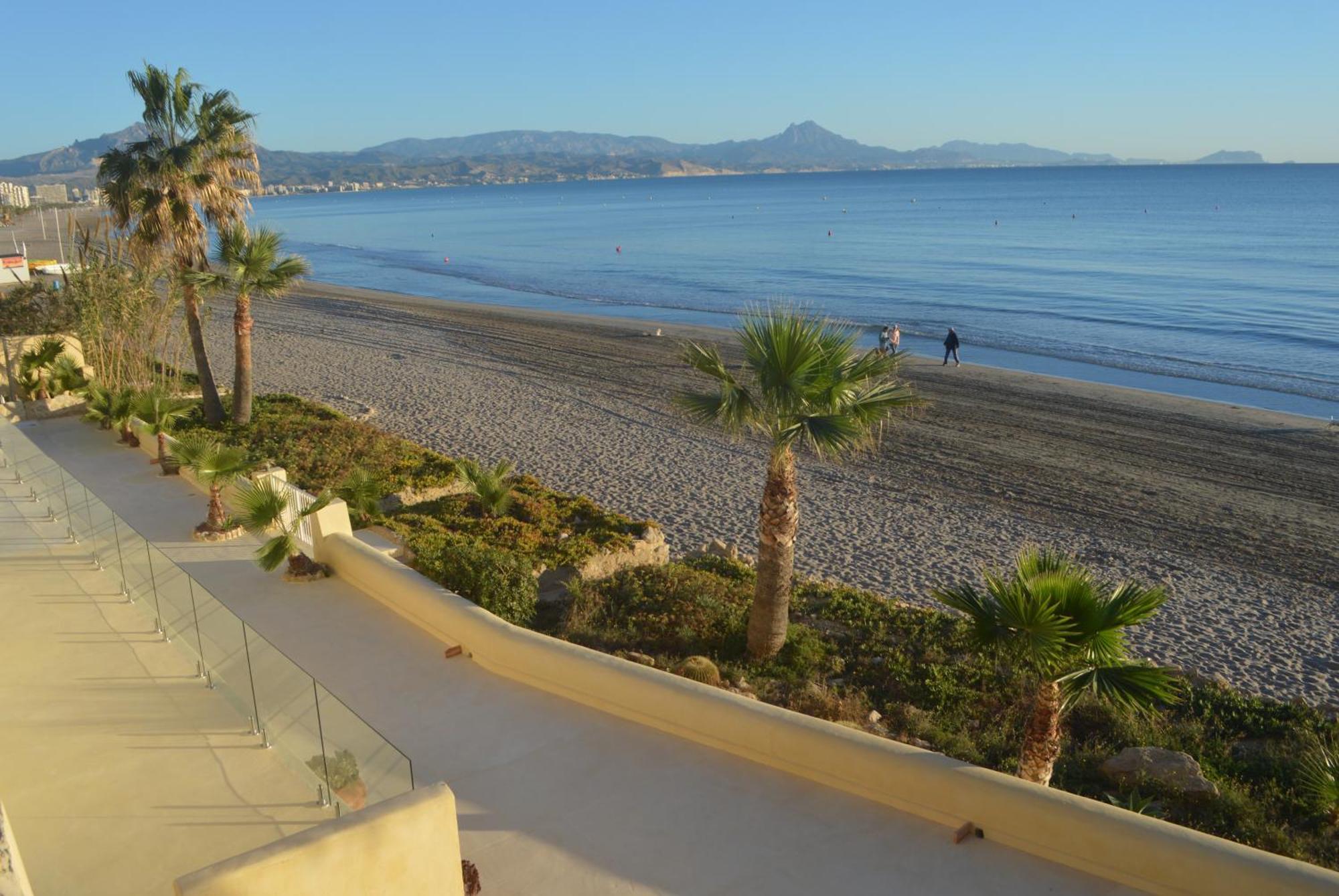 Appartement Maravilloso Amanecer Cabo A Pie De Playa Y Mar En Roquetes Alicante