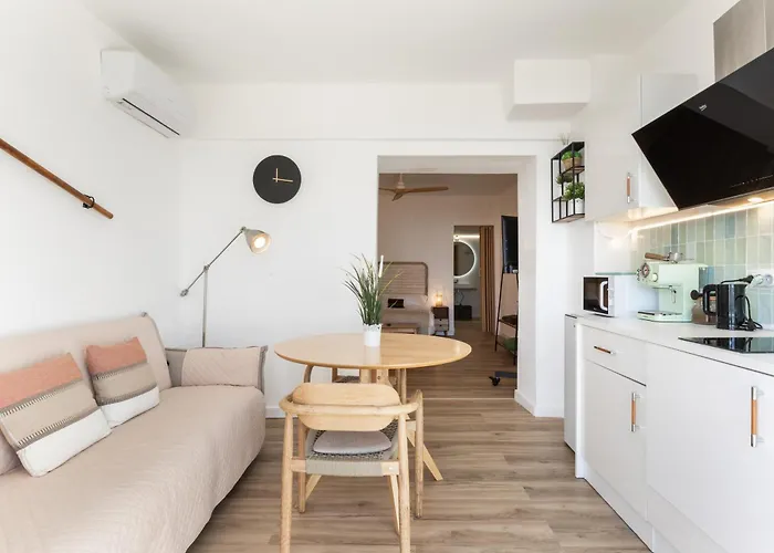 Maravilloso Apartamento Amanecer Cabo A Pie De Playa Y Mar En Chalet Roquetes