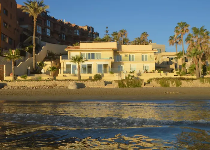 Maravilloso Apartamento Amanecer Cabo A Pie De Playa Y Mar En Chalet Roquetes